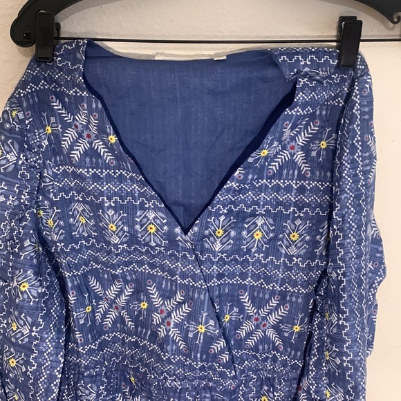 Size M NWT Anthropologie Forever That Girl Embroidered Smocked Blouse - Picture 8 of 11